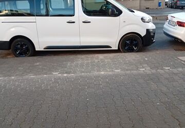 Peugeot Expert 128.235 km 14.950 &euro; frankfurt 65929