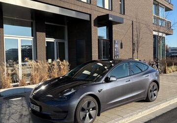 Tesla Model 3 58.000 km 24.900 &euro; Offenbach 63067