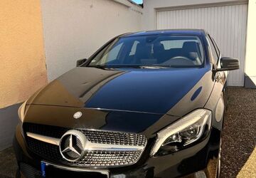 Mercedes-Benz A 180 121.000 km 15.990 &euro; Dreieich 63303
