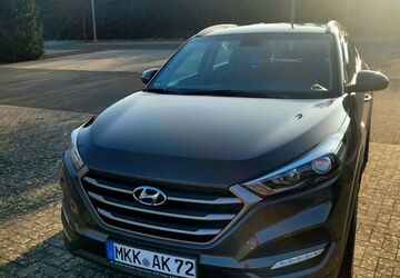 Hyundai TUCSON 98.000 km 14.700 &euro; Langenselbold 63505