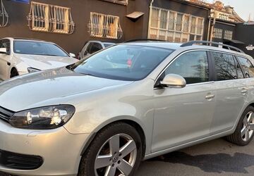 VW Golf 160.000 km 6.999 &euro; Frankfurt am Main 60431