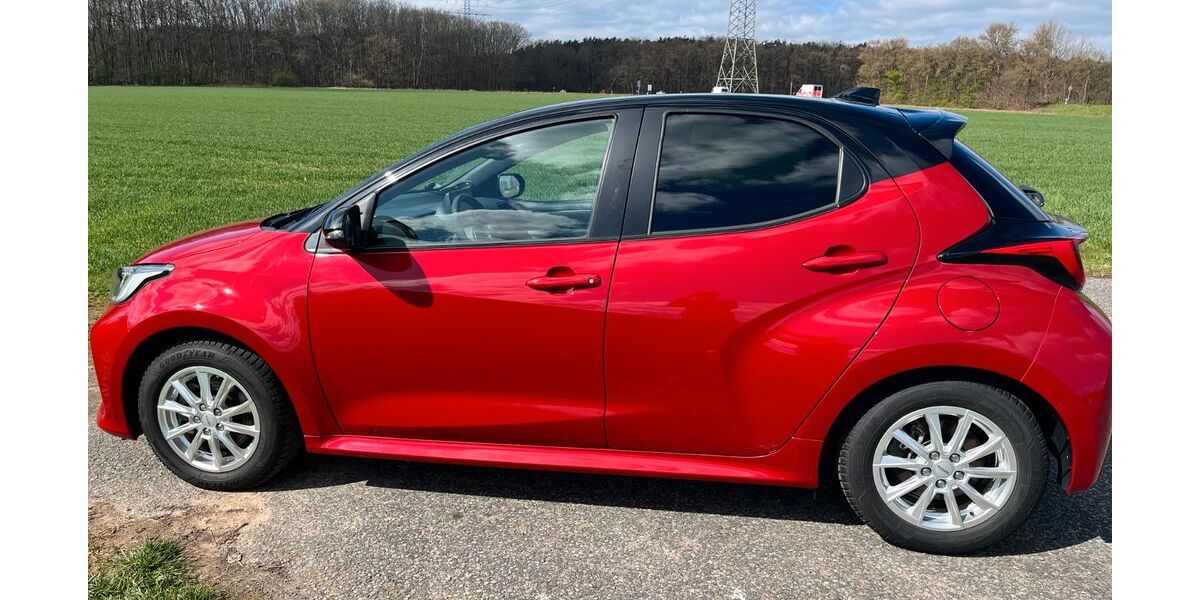 Toyota Yaris 26.806 km 19.200 &euro; Dietzenbach 63128