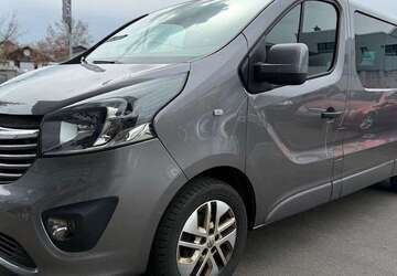 Opel Vivaro 260.207 km 9.799 &euro; Frankfurt am Main 60386