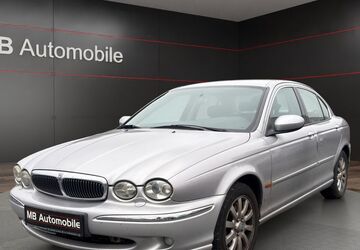 Jaguar X-Type 181.000 km 2.490 &euro; Darmstadt-Weiterstadt 64331