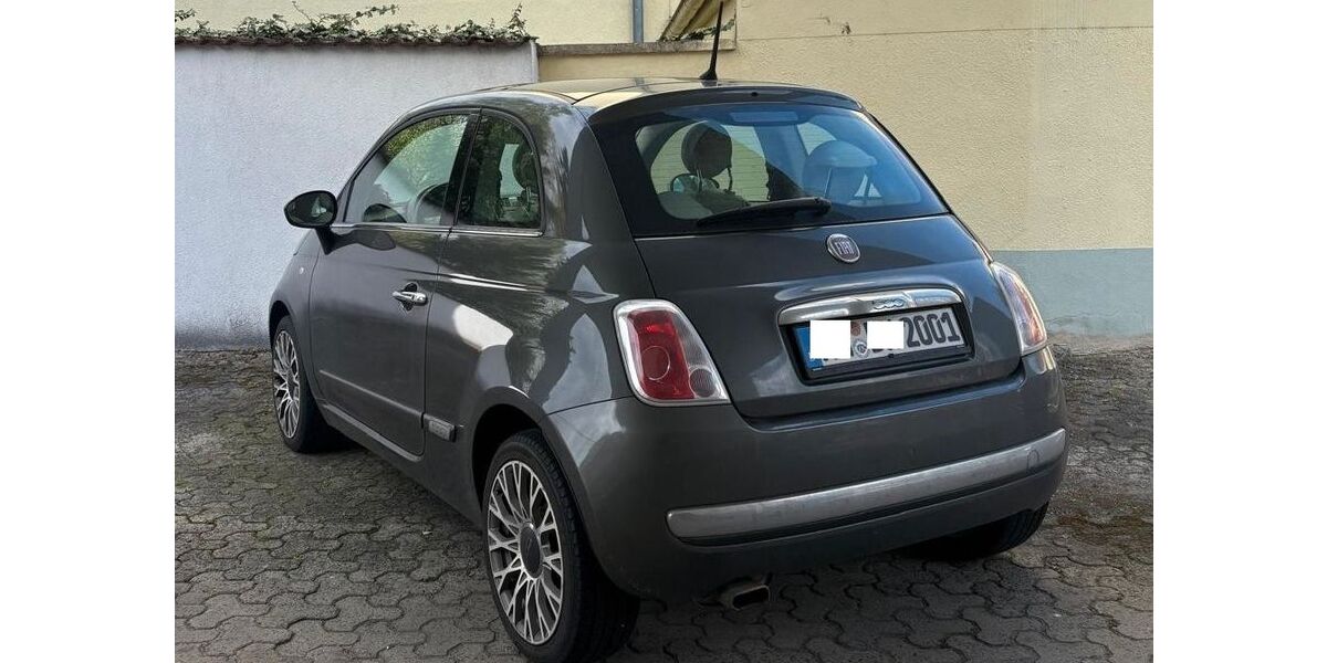 Fiat 500 85.000 km 4.899 &euro; Frankfurt 60582