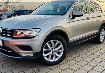 VW Tiguan 66.000 km 19.900 &euro; Flörsheim 65439