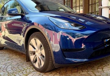 Tesla Model Y 54.000 km 29.000 &euro; Bad Soden 65812