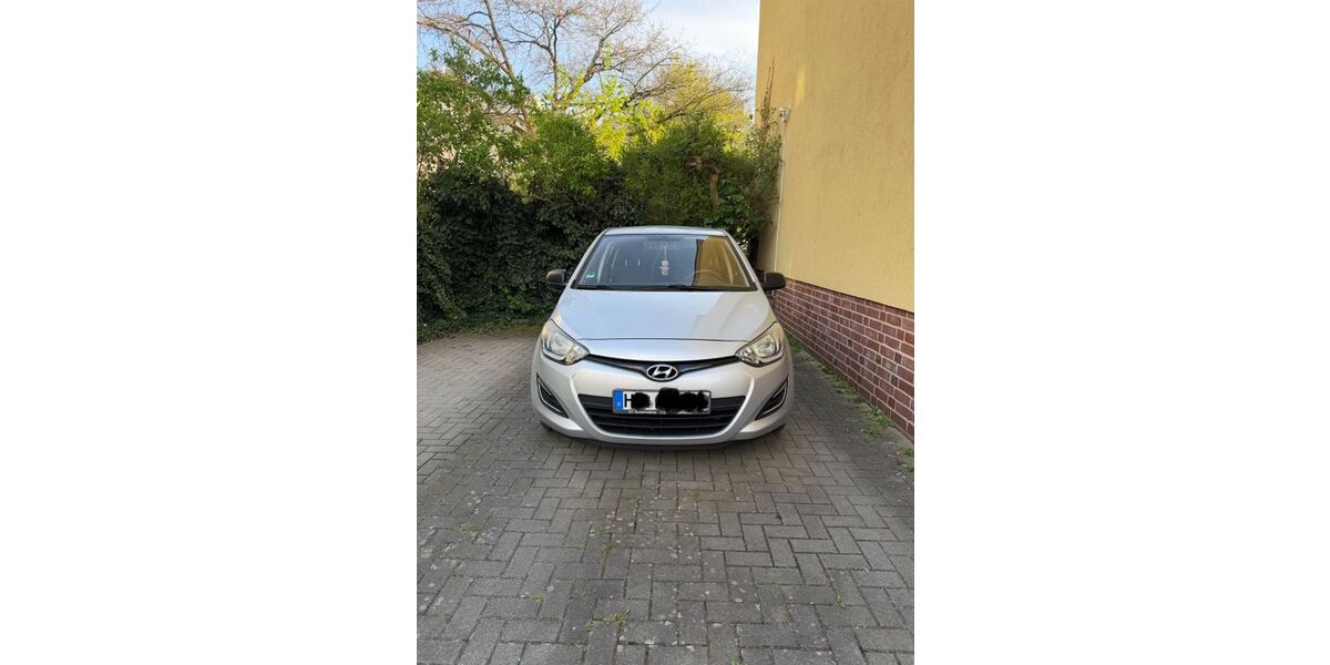 Hyundai i20 155.500 km 3.500 &euro; Hanau 63450