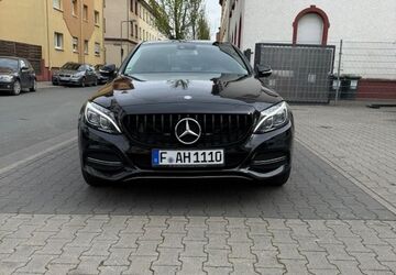 Mercedes-Benz C 250 211.000 km 15.600 &euro; Frankfurt am Main 65929