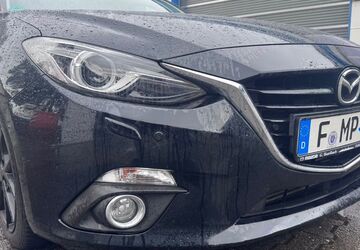 Mazda 3 125.000 km 10.399 &euro; Frankfurt 65931