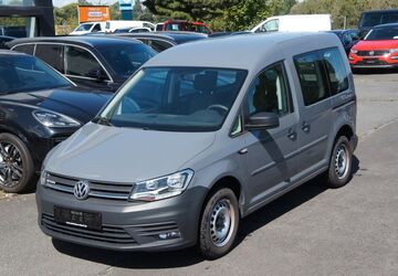 VW Caddy 106.890 km 11.789 &euro; Großkrotzenburg 63538