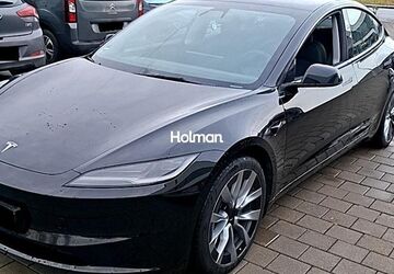 Tesla Model 3 33.142 km 42.072 &euro; Eschborn 65760