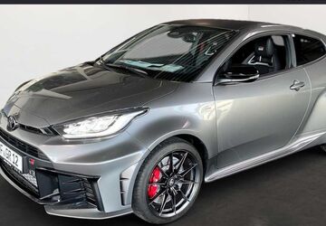 Toyota Yaris 2.500 km 45.990 &euro; Frankfurt 60314