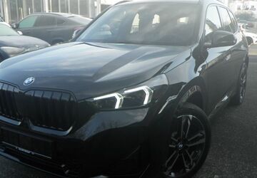 BMW X1 6.892 km 43.450 &euro; Frankfurt am Main 60435