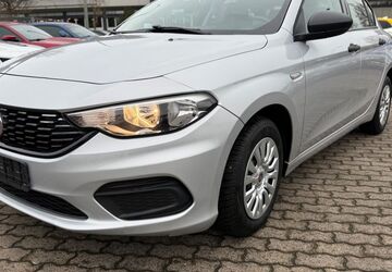 Fiat Tipo 141.698 km 4.799 &euro; Hanau 63452