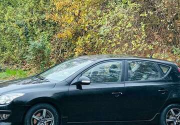 Hyundai i30 111.100 km 5.699 &euro; Kriftel 65830