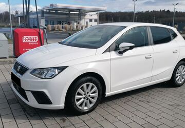 Seat Ibiza 85.500 km 9.500 &euro; Frankfurt am Main 60598