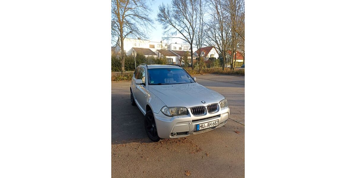 BMW X3 326.000 km 3.000 &euro; Hanau 63454