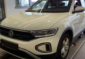 VW T-Roc 38.281 km 18.930 &euro; Hofheim 65719