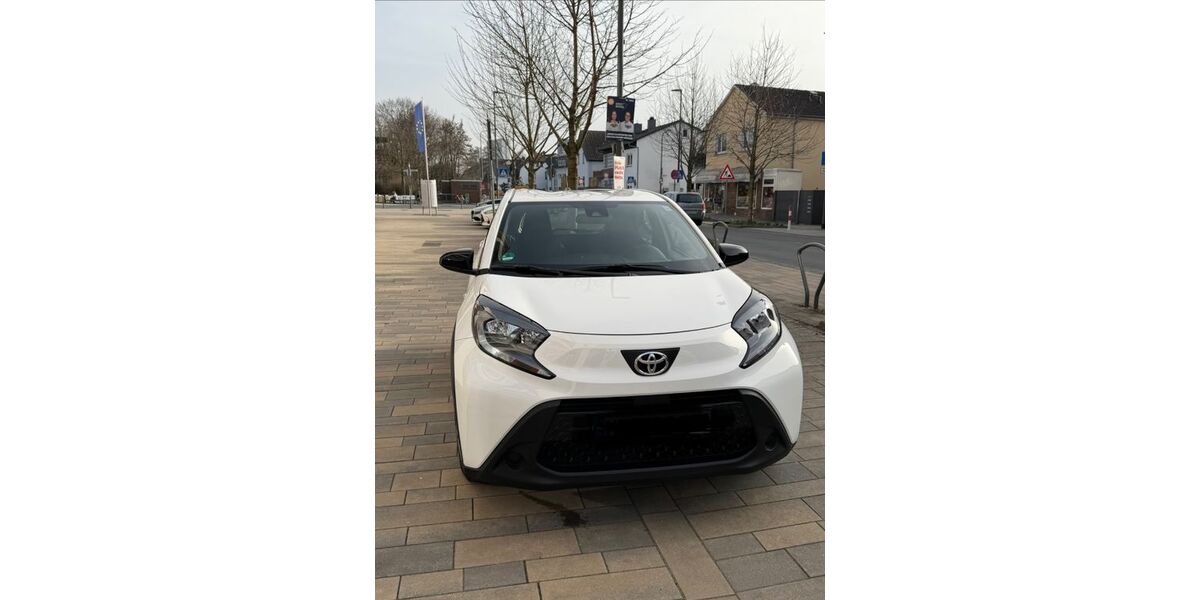 Toyota Aygo (X) 25.000 km 16.500 &euro; Eschborn 65760