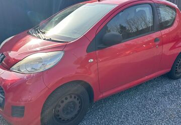Peugeot 107 199.999 km 699 &euro; Rüsselsheim 65428