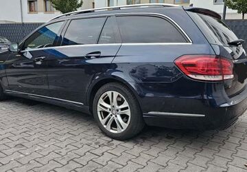 Mercedes-Benz E 200 342.000 km 6.999 &euro; Frankfurt am Main 65933