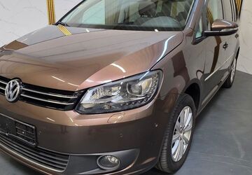 VW Touran 222.159 km 6.999 &euro; Raunheim am Main 65479