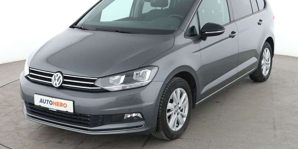 VW Touran 95.301 km 21.790 &euro; Frankfurt am Main 65936