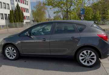 Opel Astra 118.000 km 5.300 &euro; Frankfurt am Main 60326