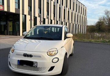 Fiat 500e 24.000 km 14.800 &euro; Offenbach am Main 63067