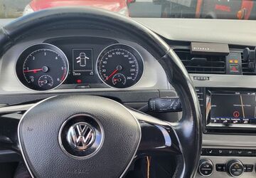 VW Golf 223.000 km 7.800 &euro; Frankfurt am Main 60314