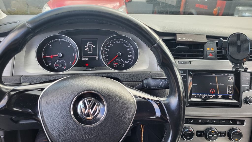 VW Golf 223.000 km 7.800 &euro; Frankfurt am Main 60314
