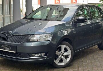 Skoda Rapid 122.000 km 9.499 &euro; Darmstadt 64293