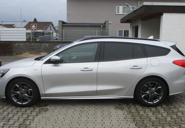Ford Focus 86.058 km 13.899 &euro; Babenhausen 64832