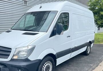 Mercedes-Benz Sprinter 176.000 km 11.490 &euro; Frankfurt am Main 65933