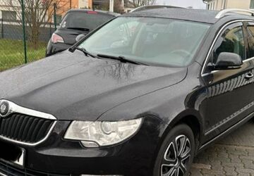 Skoda Superb 283.000 km 5.450 &euro; Hanau 63450