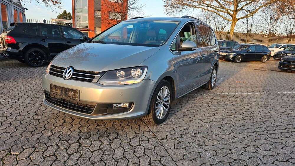 VW Sharan 200.000 km 8.990 &euro; Frankfurt 65933