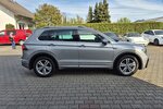 VW Tiguan Highline R-Line DSG, Navigation, LED-Schein 61.222 km 22.790 &euro; Rodgau 63110