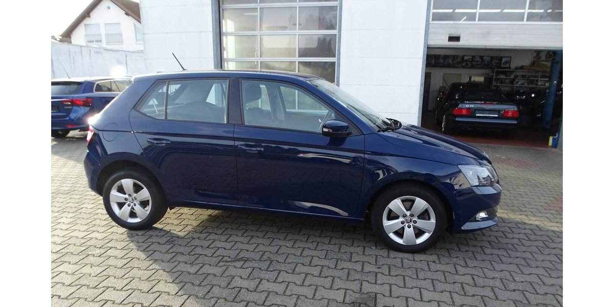 Skoda Fabia 1,2l TSI Style, DSG, Klima, Sitzheizung 44.854 km 11.690 &euro; Rodgau 63110