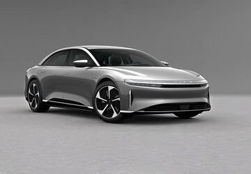 Lucid Air 5.302 km 87.333 &euro; Frankfurt 60388