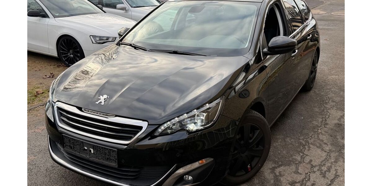 Peugeot 308 135.600 km 6.499 &euro; Frankfurt am Main 65933