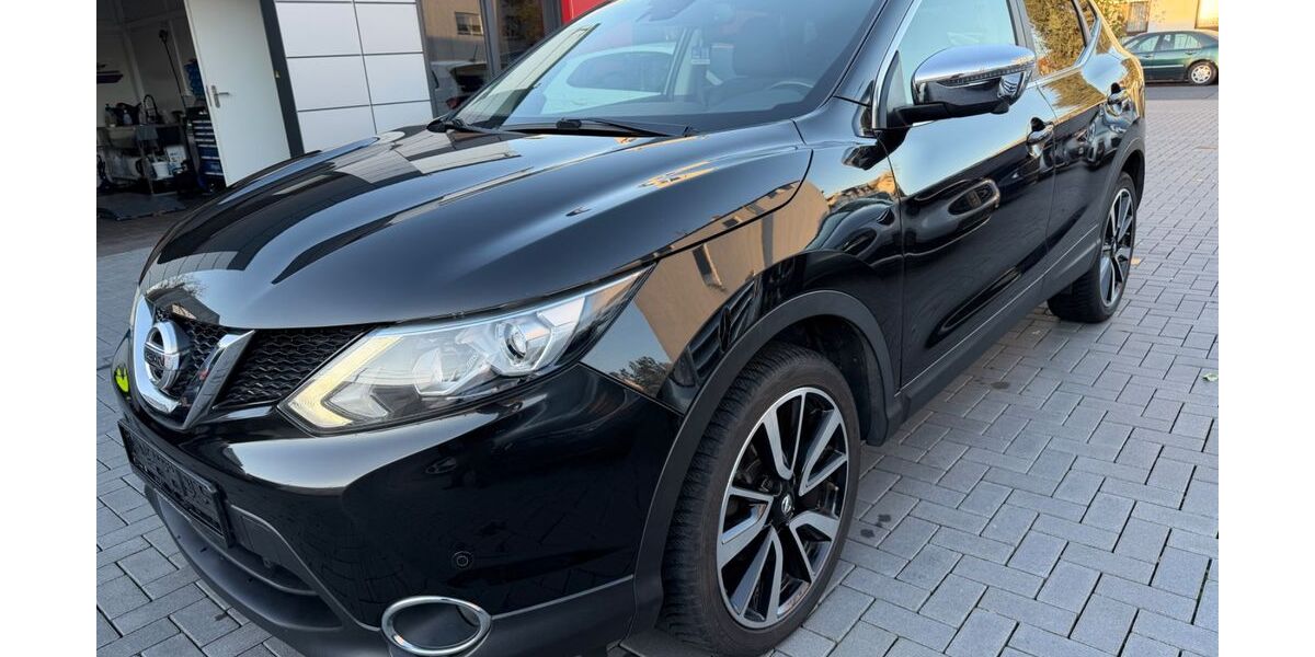 Nissan Qashqai 55.710 km 13.999 &euro; FRANKFURT AM MAIN 60488