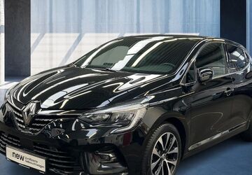 Renault Clio 8.771 km 15.950 &euro; Frankfurt / Main 60314