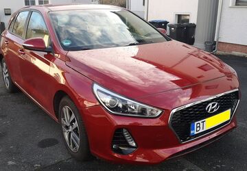 Hyundai i30 81.000 km 11.499 &euro; Neu-Anspach 61267