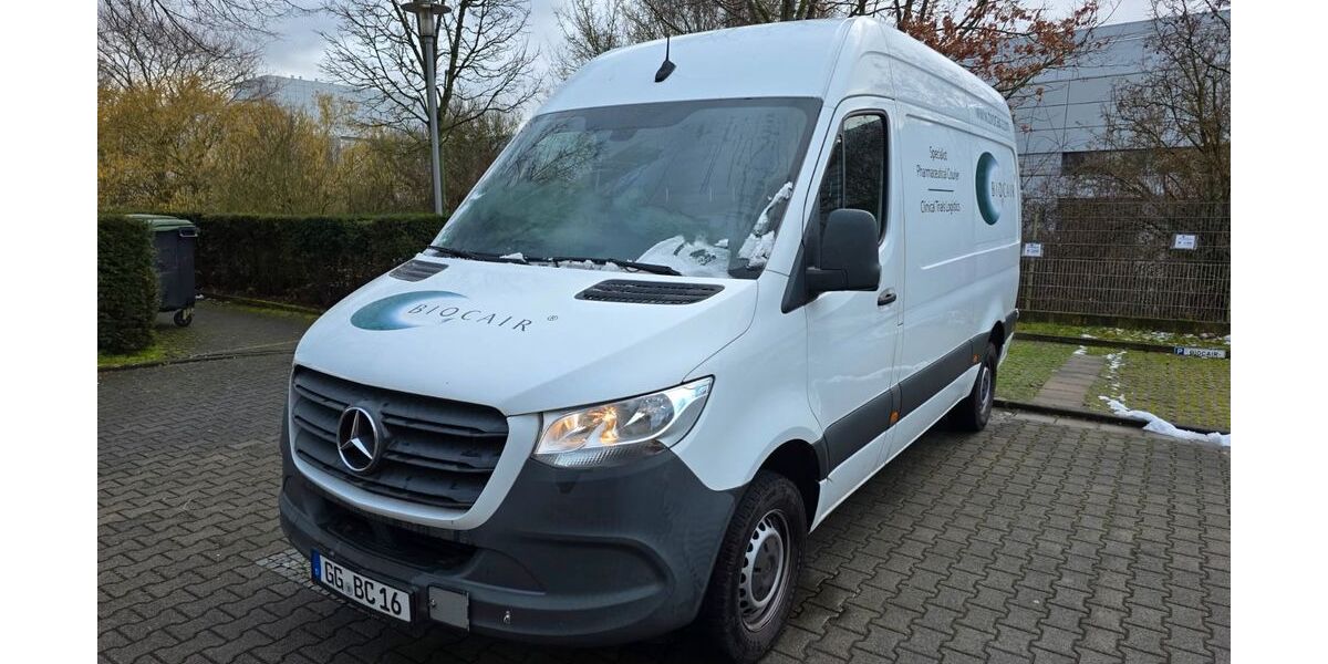 Mercedes-Benz Sprinter 432.387 km 12.400 &euro; Mörfelden-Walldorf 64546