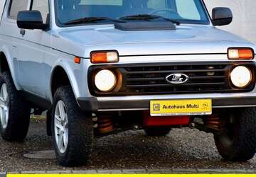 Lada Niva 9.200 km 19.500 &euro; Limeshain 63694