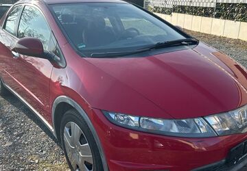 Honda Civic 111.000 km 3.700 &euro; Wehrheim 61273