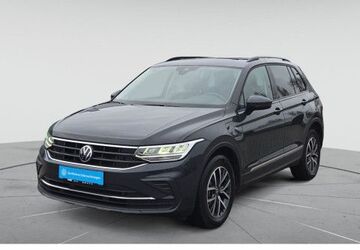 VW Tiguan 64.691 km 27.999 &euro; Darmstadt 64295
