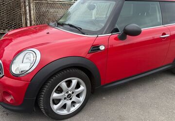 Mini ONE 128.000 km 5.600 &euro; Offenbach 63075