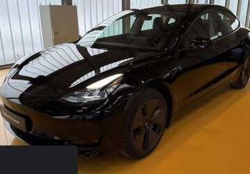 Tesla Model 3 30.125 km 30.300 &euro; Hanau 63457